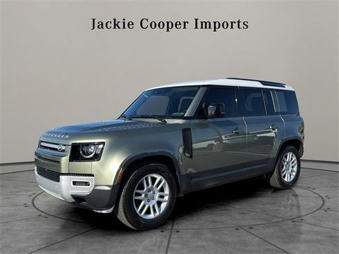 Used 2025 Land Rover Defender 110 S image 1