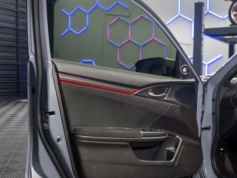 Used 2021 Honda Civic Type R image 10