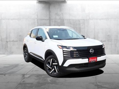 New 2026 Nissan Kicks SV image 2