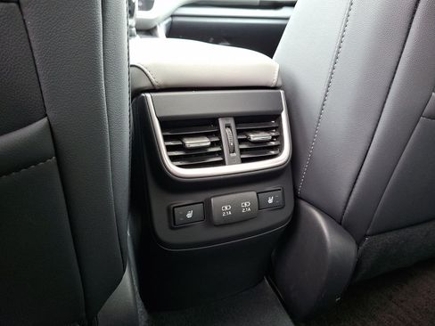 Used 2020 Subaru Outback Limited w/ Popular Package #2 AWD/4WD image 12