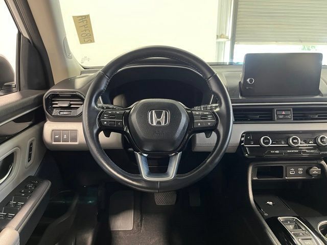 Used 2024 Honda Pilot Touring image 22