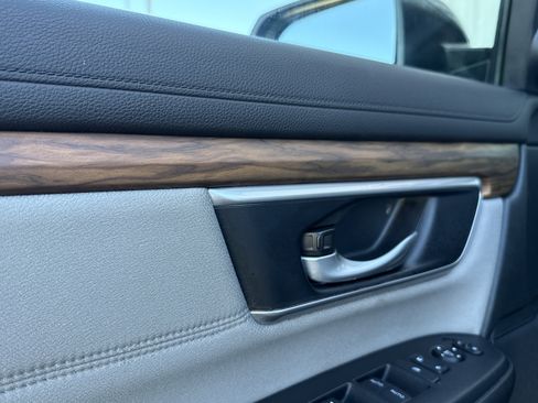 Used 2022 Honda CR-V EX image 18