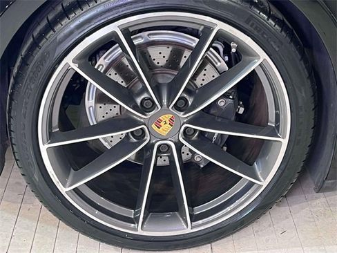 Used 2021 Porsche 911 Carrera image 13