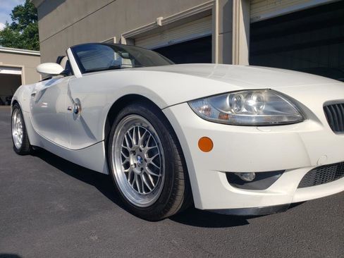 Used 2006 BMW M Roadster image 30