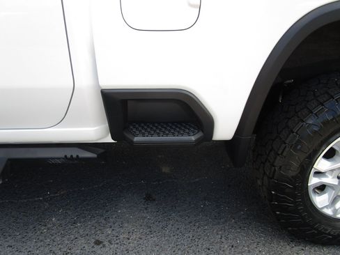 Used 2023 Chevrolet Silverado 2500 LTZ w/ LTZ Convenience Package image 25