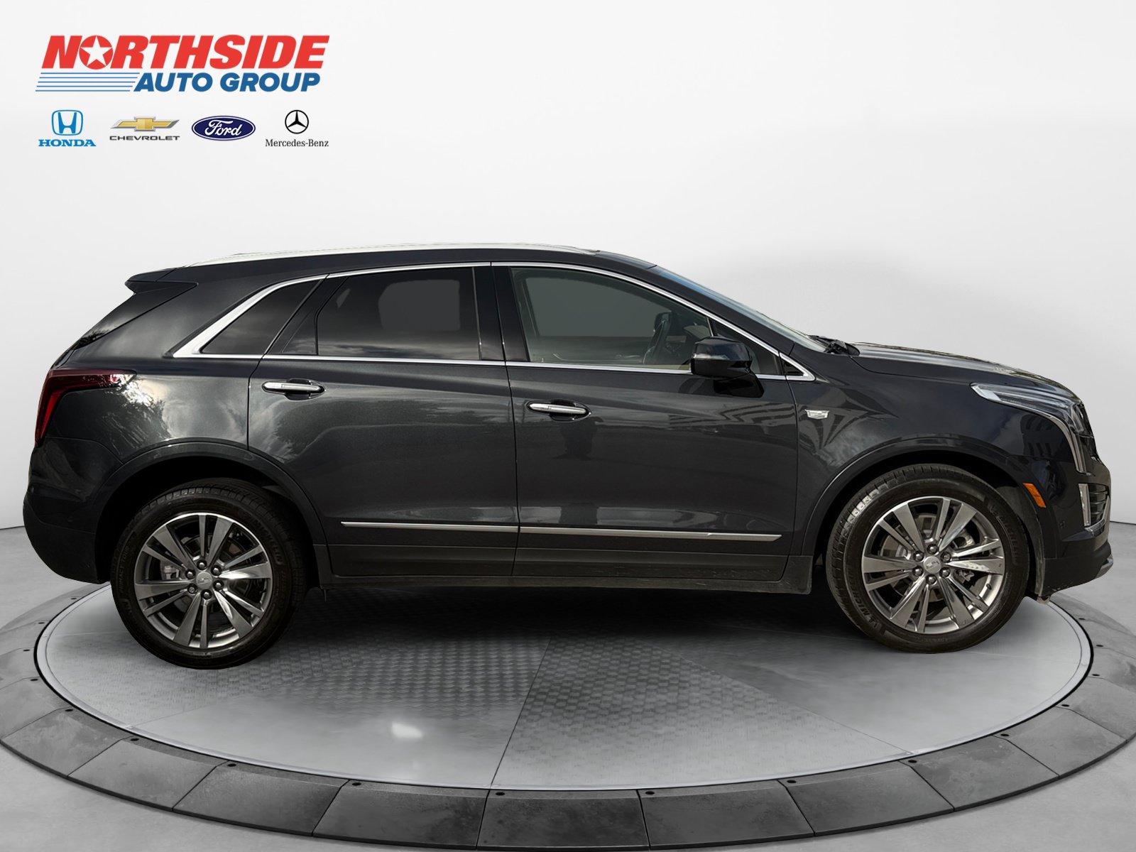Used 2022 Cadillac XT5 Premium Luxury w/ Platinum Package AWD/4WD image 8
