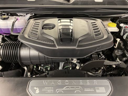 New 2025 Jeep Wagoneer Series II image 17