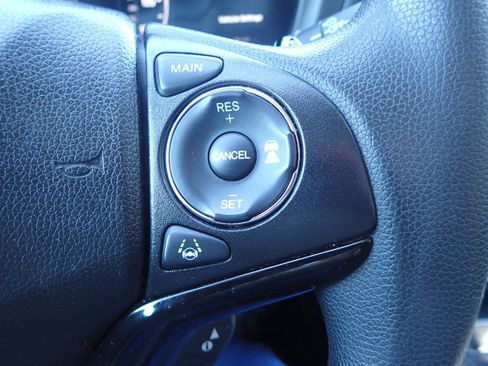 Used 2019 Honda HR-V EX image 18