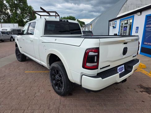 Used 2022 RAM 3500 Laramie AWD/4WD image 9