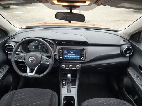 Used 2023 Nissan Kicks SV image 21