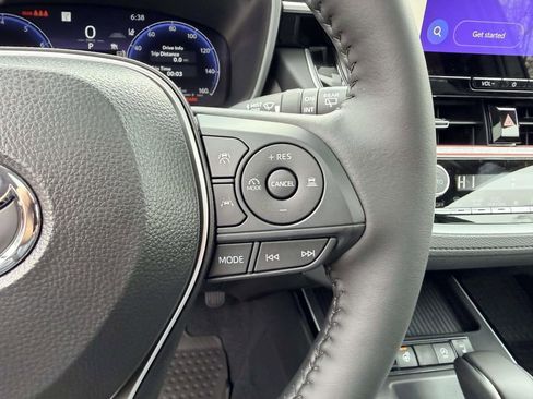 New 2026 Toyota Corolla Cross XLE image 7