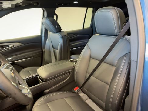 New 2026 Chevrolet Traverse LT w/ Sun and Wheel Package image 22