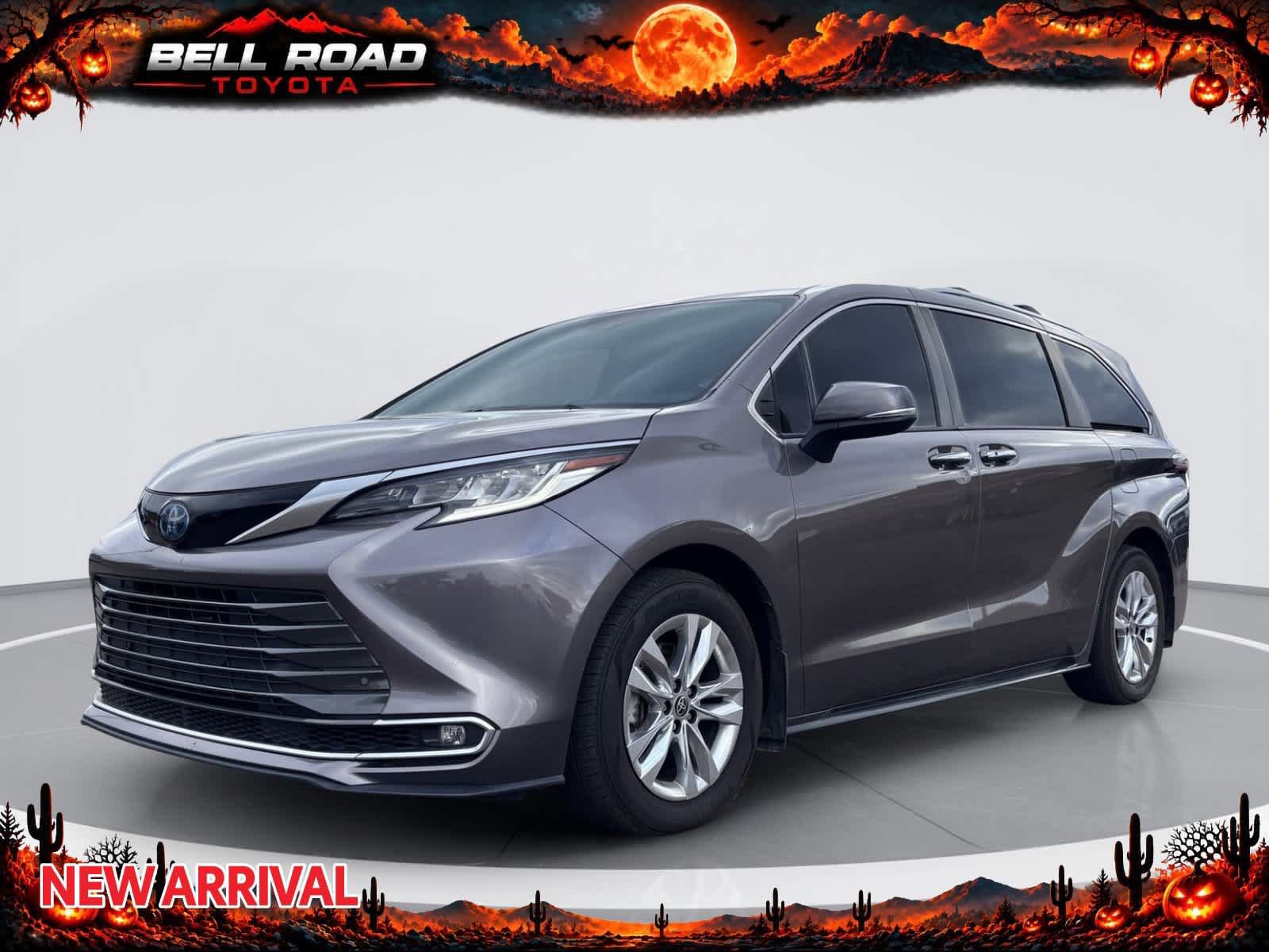 Used 2022 Toyota Sienna Limited FWD image 1