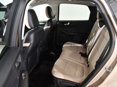 Used 2021 Ford Escape SEL AWD/4WD image 16