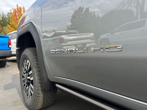 New 2025 GMC Sierra 2500 Denali Ultimate w/ Max Trailering Package image 35