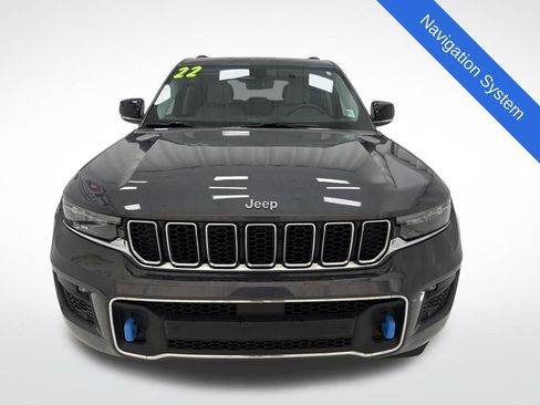 Used 2022 Jeep Grand Cherokee Overland w/ Luxury Tech Group IV image 2