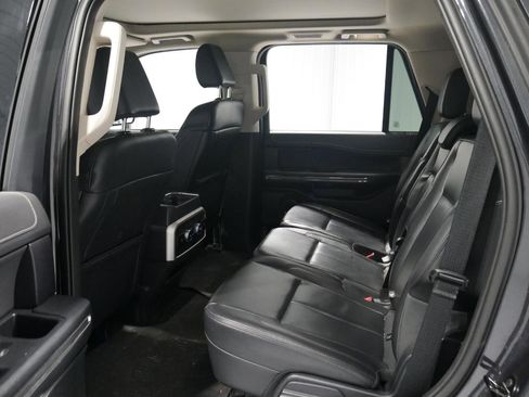 Certified 2024 Ford Expedition XLT image 12