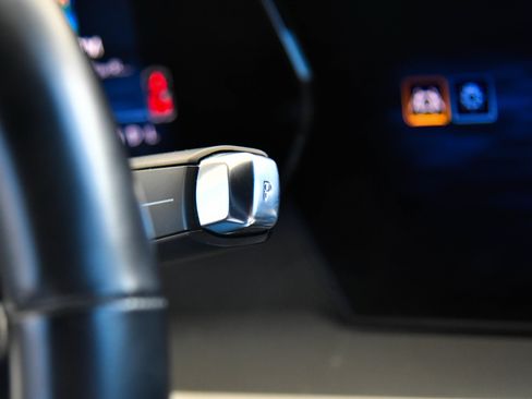 Used 2024 Chevrolet Traverse LT FWD image 37