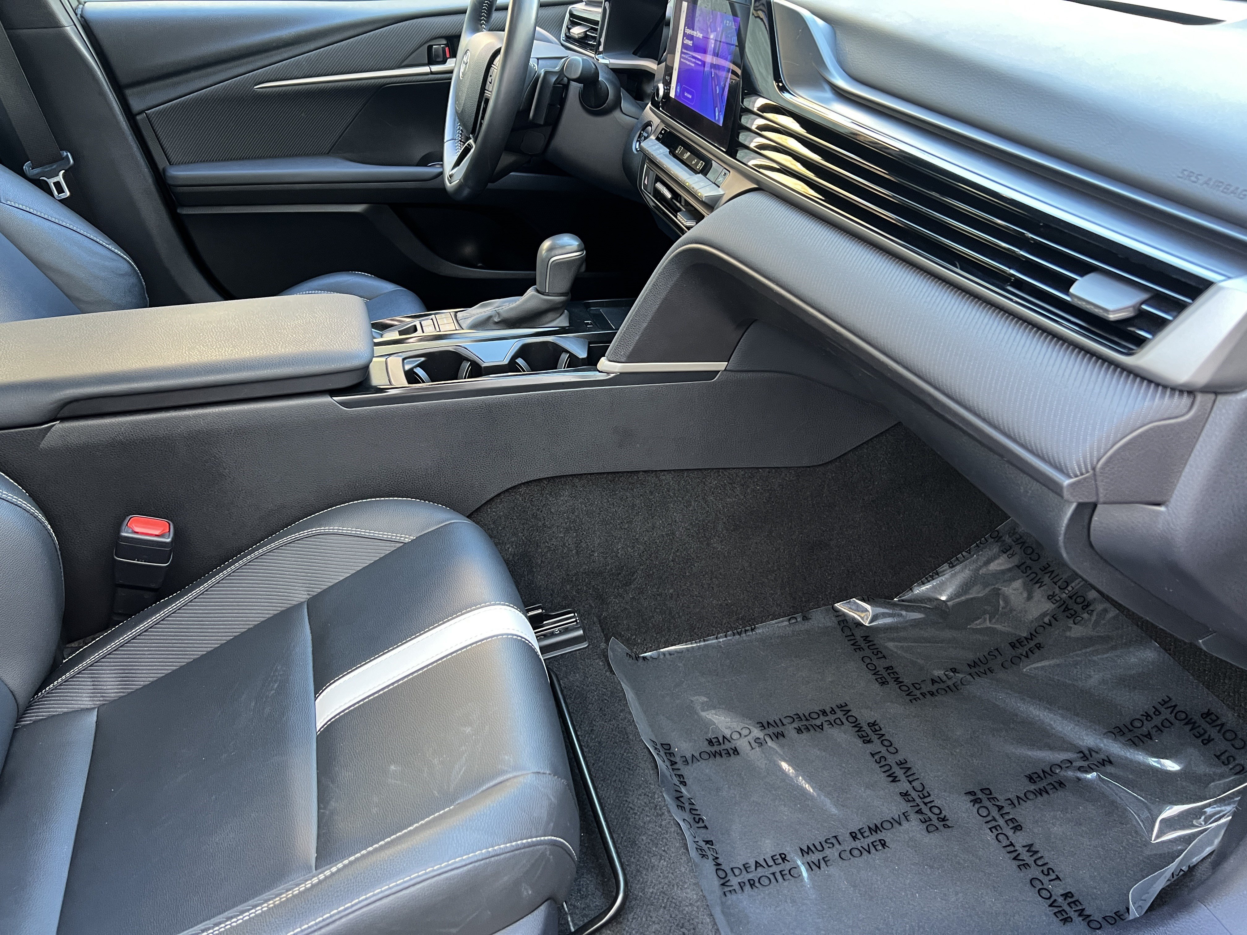 Used 2025 Toyota Camry SE FWD image 21