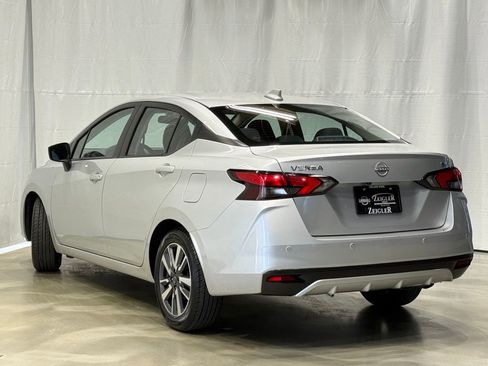Certified 2023 Nissan Versa SV image 6