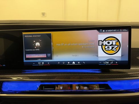 Used 2023 BMW 760i xDrive image 22