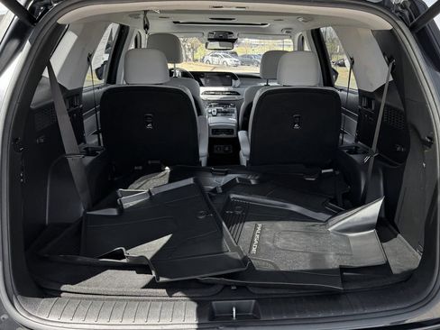 Used 2021 Hyundai Palisade SEL w/ Premium Package AWD/4WD image 9