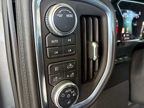 Used 2020 GMC Sierra 1500 Denali w/ Denali Ultimate Package AWD/4WD image 16