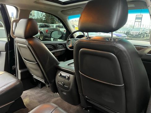 Used 2014 GMC Yukon Denali image 30