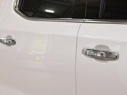 Used 2023 GMC Sierra 1500 Denali AWD/4WD image 19