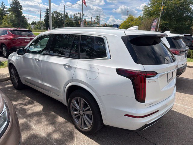 Used 2023 Cadillac XT6 Premium Luxury w/ Technology Package AWD/4WD image 4