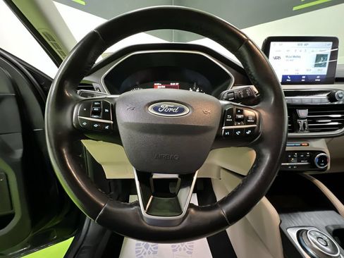 Used 2022 Ford Escape SE w/ Convenience Package AWD/4WD image 19