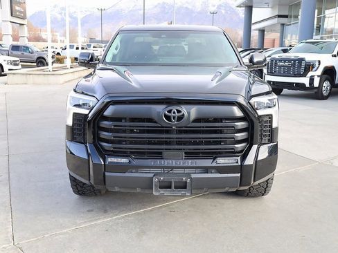 Used 2024 Toyota Tundra Limited AWD/4WD image 9