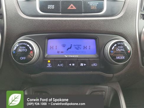 Used 2013 Hyundai Tucson Limited image 29