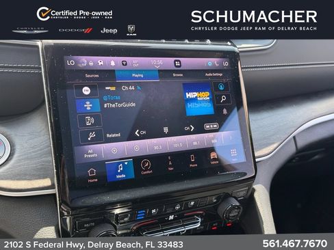 Used 2024 Jeep Grand Cherokee Limited w/ Luxury Tech Group II RWD image 22