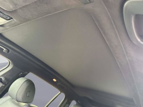 Used 2022 BMW X7 xDrive40i w/ M Sport Package image 35