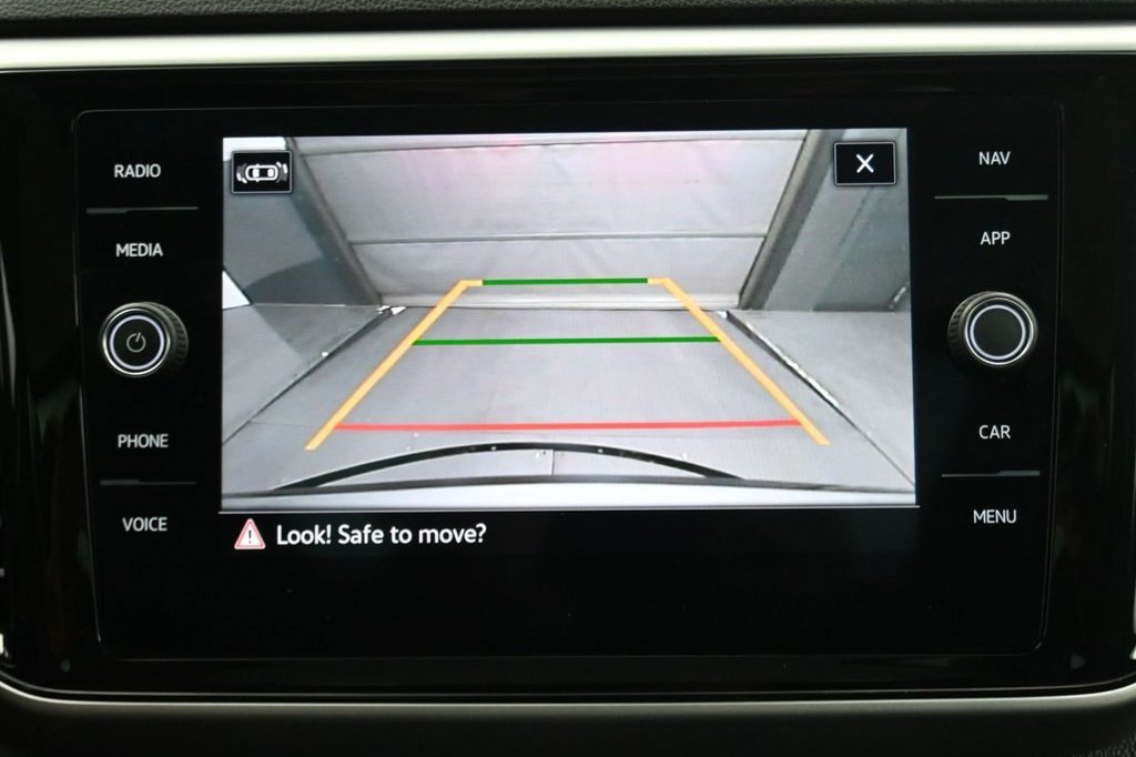 Used 2023 Volkswagen Atlas SEL AWD/4WD image 45