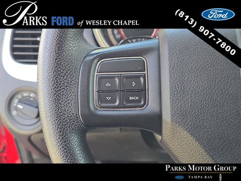 Used 2018 Dodge Journey SE image 28