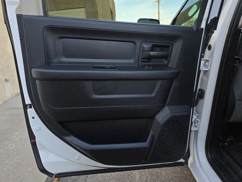 Used 2016 RAM 2500 Tradesman w/ Popular Equipment Group image 26