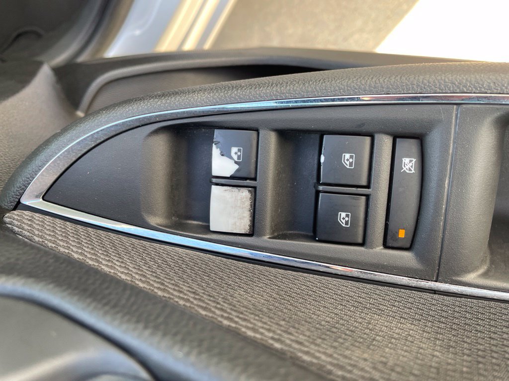 Used 2019 Chevrolet Cruze LS FWD image 17