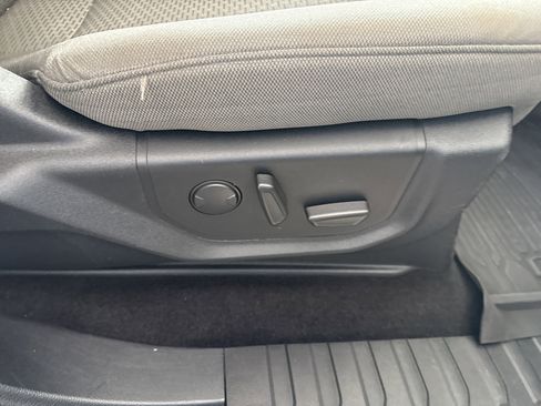 Used 2019 Ford F150 XLT w/ Equipment Group 302A Luxury image 15