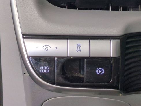 Certified 2022 Hyundai Ioniq 5 SE image 28