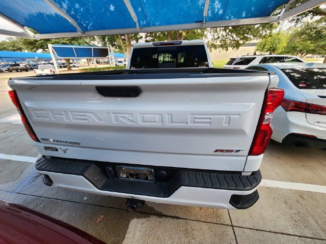 Used 2022 Chevrolet Silverado 1500 RST w/ Convenience Package II AWD/4WD image 5