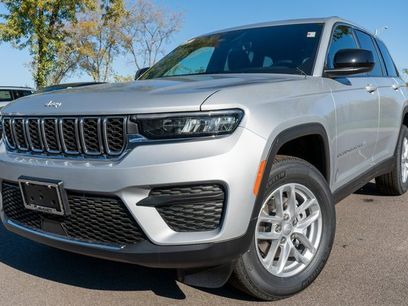 New 2025 Jeep Grand Cherokee Laredo X w/ Luxury Tech Group I