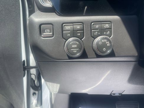 New 2026 Chevrolet Silverado 1500 LT w/ Z71 Off-Road Package AWD/4WD image 9