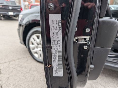 Used 2018 Dodge Journey SE image 26