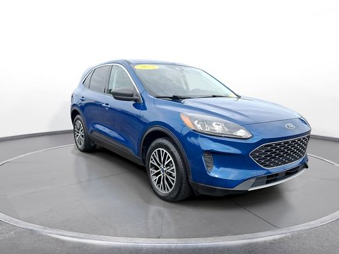 Used 2022 Ford Escape SE FWD image 2