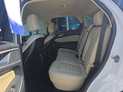 Certified 2024 Ford Edge SEL w/ Convenience Package AWD/4WD image 35