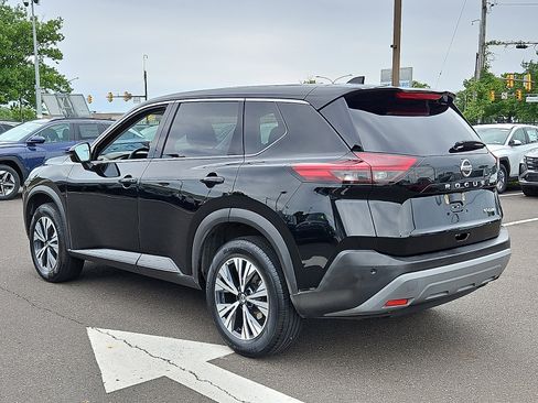 Used 2021 Nissan Rogue SV AWD/4WD image 4