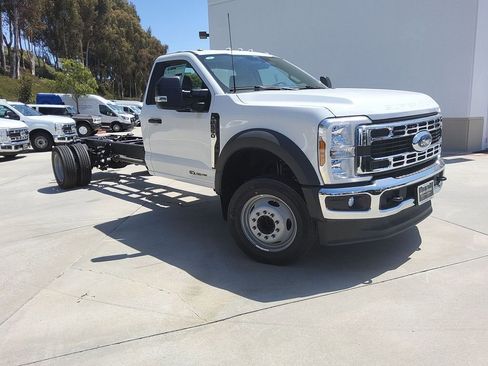 New 2026 Ford F550 2WD Regular Cab Super Duty image 4