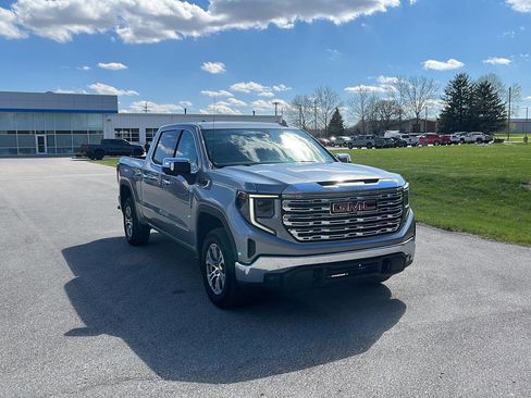 Used 2025 GMC Sierra 1500 SLT image 8